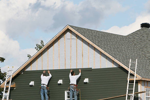 Professional Siding Inspection technician working in Brightwaters, NY
